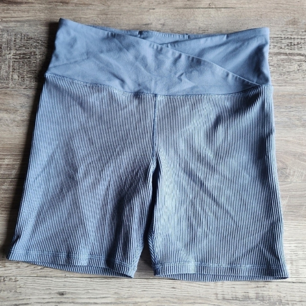 Athleta Elation Crossover Ribbed Short - Picture 2 of 5